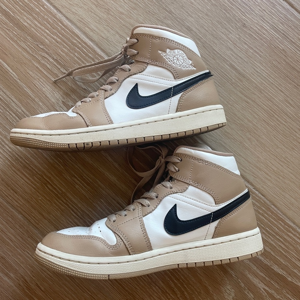 Women's Air Jordan 1 Mids desert sail